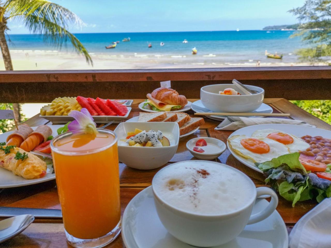 Layalina Hotel Камала Бийч Екстериор снимка